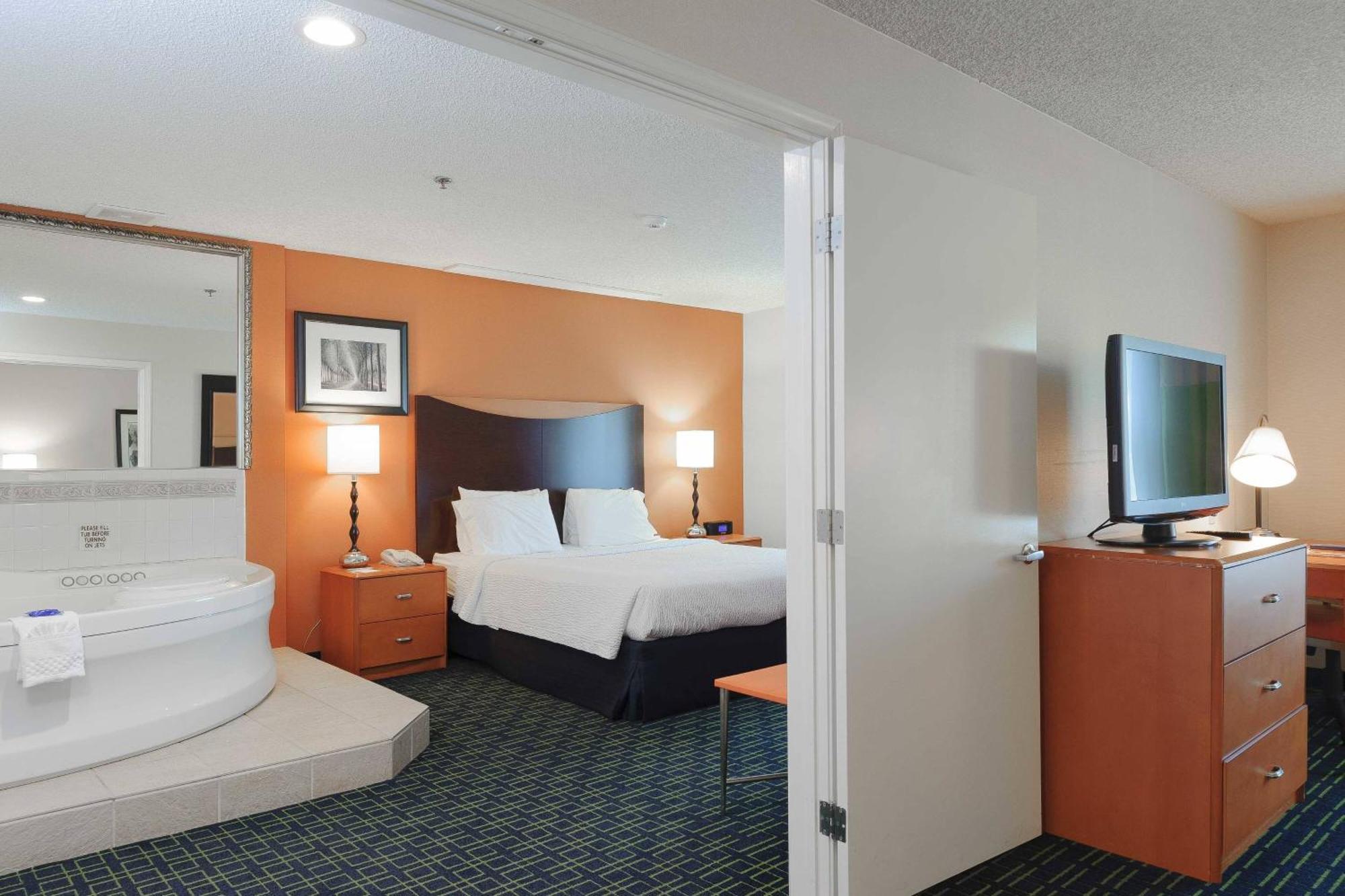 Fairfield Inn & Suites Oakland Hayward Exterior foto