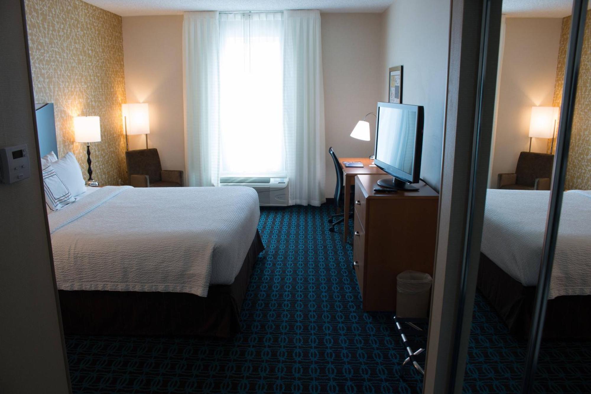 Fairfield Inn & Suites Oakland Hayward Exterior foto